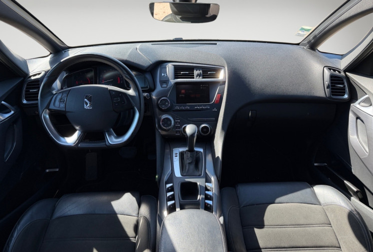 DS DS5 2.0 BLUEHDI EAT6 SO CHIC / SUIVI A JOUR / CARPLAY / TOIT PANO