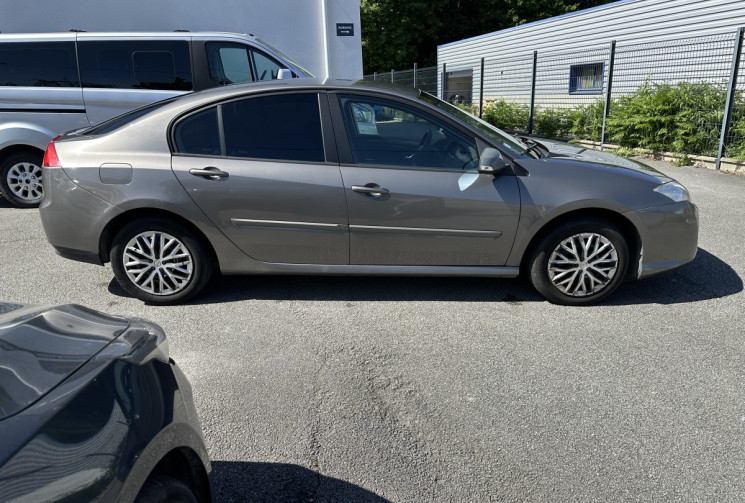 Renault LAGUNA III 1.5 dCi  110 CV BUSINESS