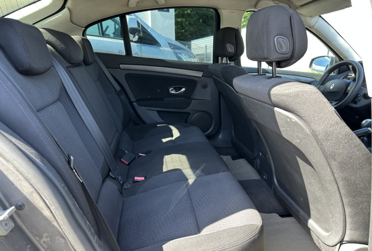 Renault LAGUNA III 1.5 dCi  110 CV BUSINESS