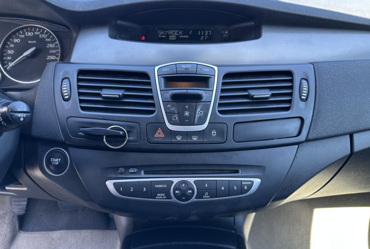 Renault LAGUNA III 1.5 dCi  110 CV BUSINESS