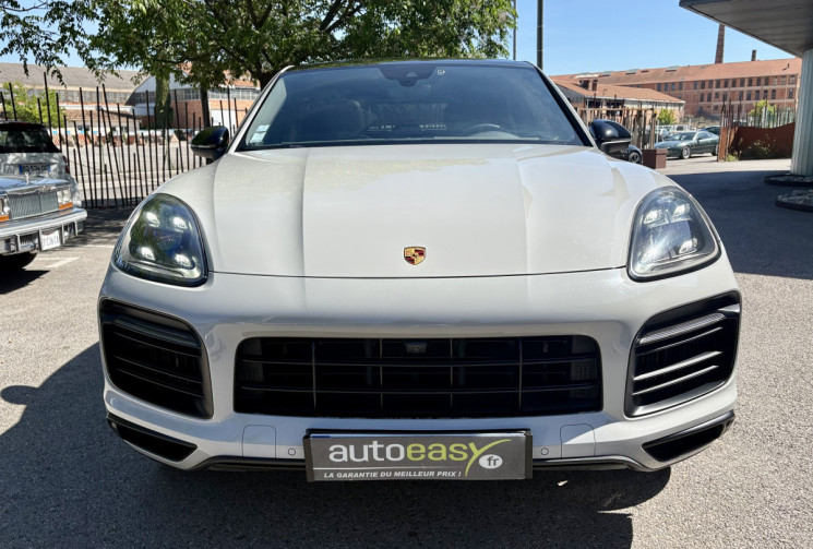Porsche CAYENNE COUPE E-Hybrid V6 462cv /Bose/ Toit Pano/Camera/Attelage/DVD/Français/1e main