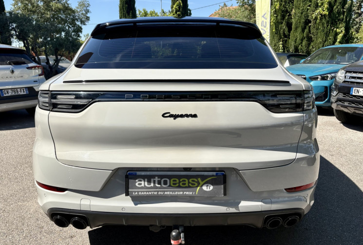 Porsche CAYENNE COUPE E-Hybrid V6 462cv /Bose/ Toit Pano/Camera/Attelage/DVD/Français/1e main