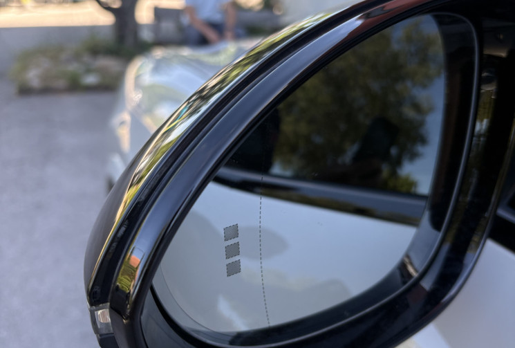 Porsche CAYENNE COUPE E-Hybrid V6 462cv /Bose/ Toit Pano/Camera/Attelage/DVD/Français/1e main