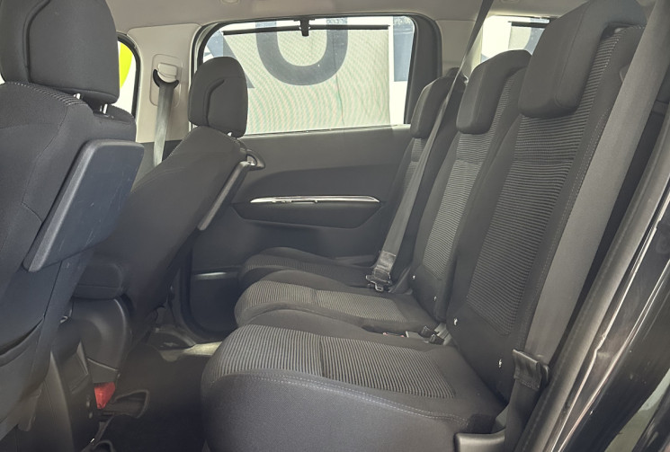 Peugeot 5008 1.6 HDI 110 ch 7 places
