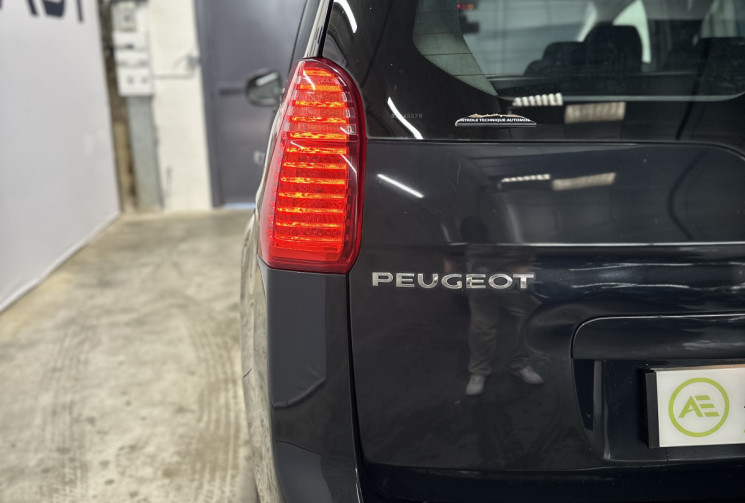 Peugeot 5008 1.6 HDI 110 ch 7 places