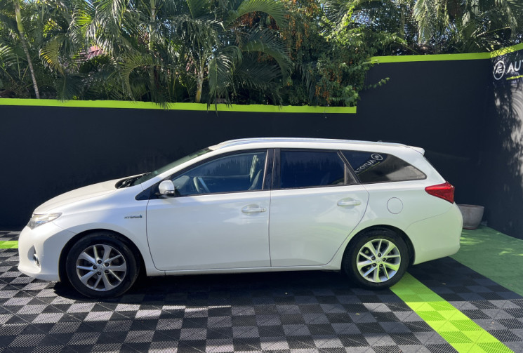 Toyota AURIS Wagon 1.8 VVT-i CVT 136cv