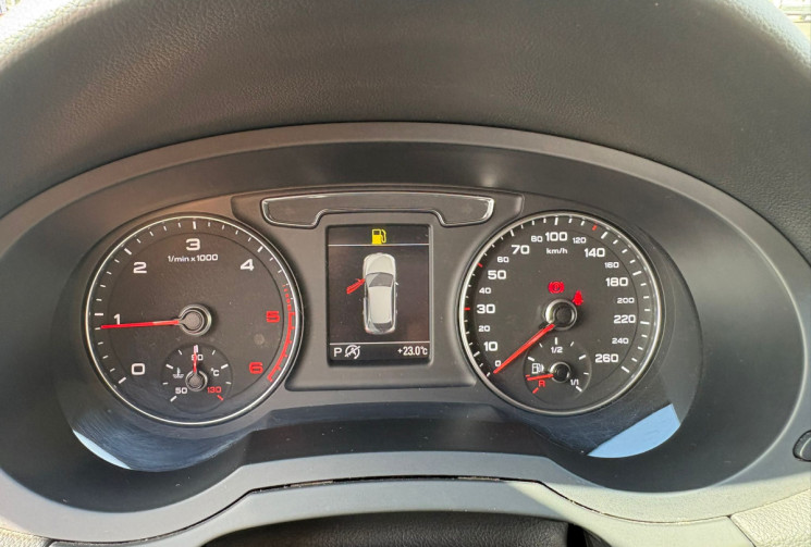 Audi Q3  SERIE 1 QUATTRO 2.0 184 S LINE / BOITE AUTOMATIQUE / GARANTIE 12 MOIS