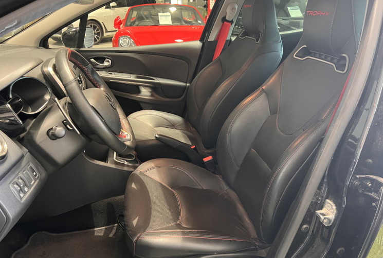 Renault Clio RS TROPHY 1.6 220 CH EDC6