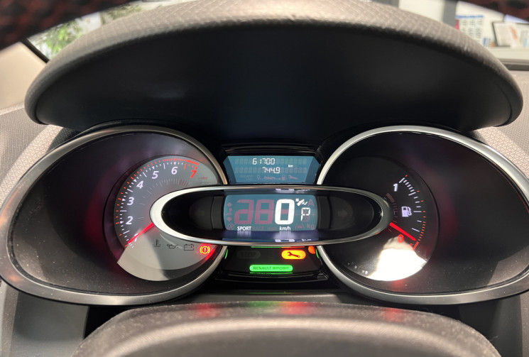 Renault Clio RS TROPHY 1.6 220 CH EDC6
