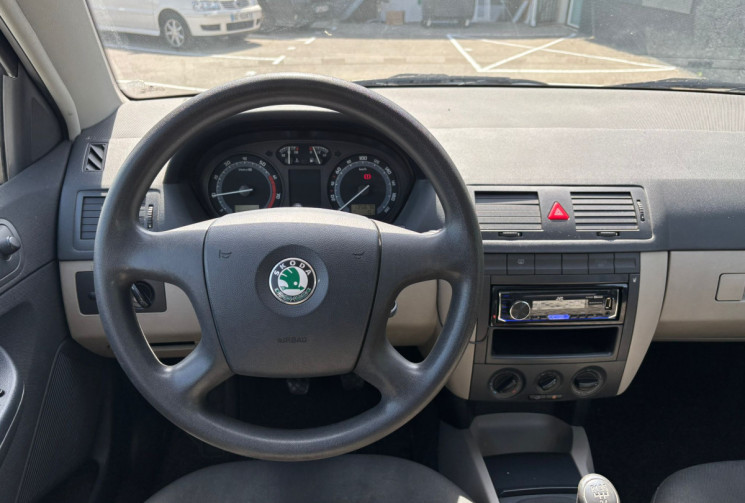 Skoda Fabia 1.2 65 CV CLIM / BLUETOOH / REVISÉE / CT OK / GARANTIE