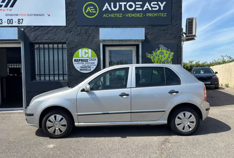 Skoda Fabia 1.2 65 CV CLIM / BLUETOOH / REVISÉE / CT OK / GARANTIE