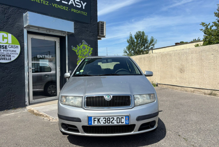 Skoda Fabia 1.2 65 CV CLIM / BLUETOOH / REVISÉE / CT OK / GARANTIE