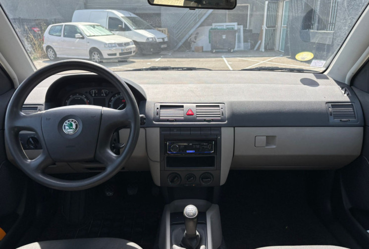 Skoda Fabia 1.2 65 CV CLIM / BLUETOOH / REVISÉE / CT OK / GARANTIE
