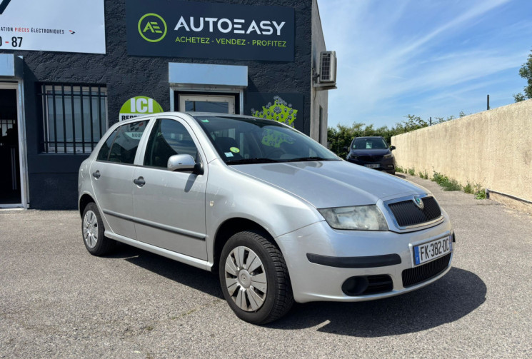 Skoda Fabia 1.2 65 CV CLIM / BLUETOOH / REVISÉE / CT OK / GARANTIE
