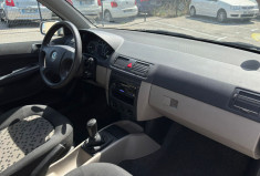 Skoda Fabia 1.2 65 CV CLIM / BLUETOOH / REVISÉE / CT OK / GARANTIE