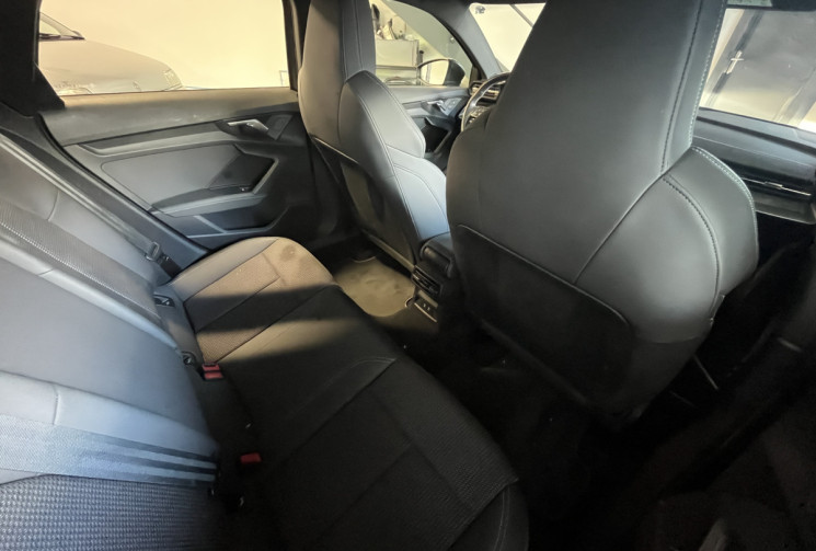 Audi A3 Sportback S-LINE 1.5 35 TFSI MHEV / SUIVI AUDI / ORIGINE FRANCE / MATRIX LED / ATTELAGE