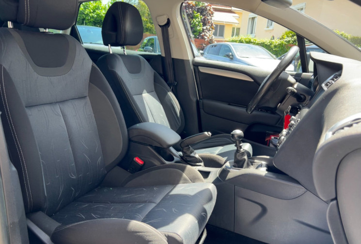 Citroën C4 II (B7) 1.6 e-HDi S&S 115 cv BVM6 BUSINESS