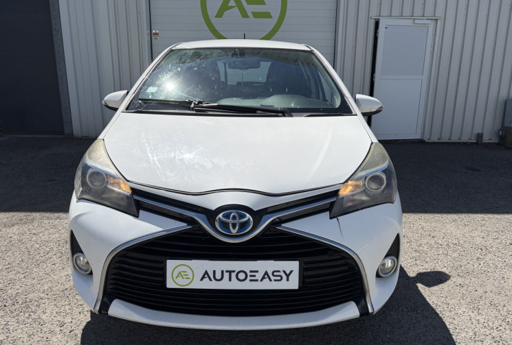 Toyota Yaris 1.5 vvti 100h 75 ch hybrid full-hybrid attitude bva/ camera de recul