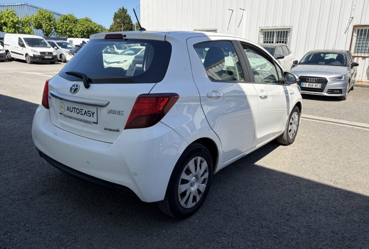 Toyota Yaris 1.5 vvti 100h 75 ch hybrid full-hybrid attitude bva/ camera de recul
