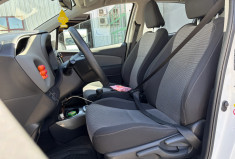 Toyota Yaris 1.5 vvti 100h 75 ch hybrid full-hybrid attitude bva/ camera de recul