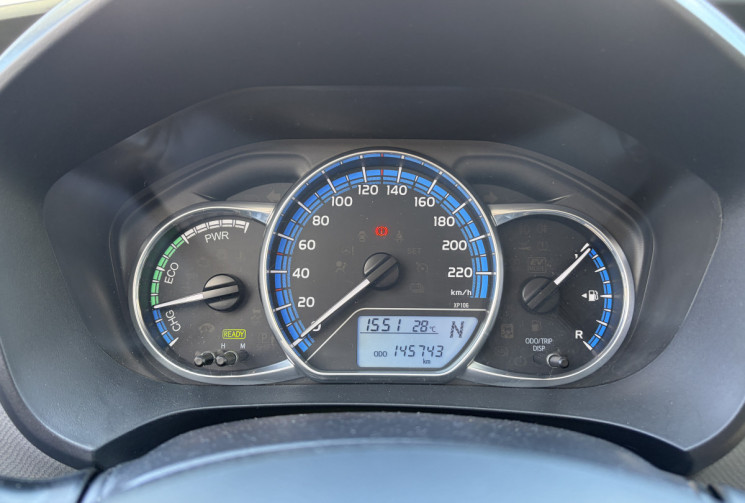 Toyota Yaris 1.5 vvti 100h 75 ch hybrid full-hybrid attitude bva/ camera de recul