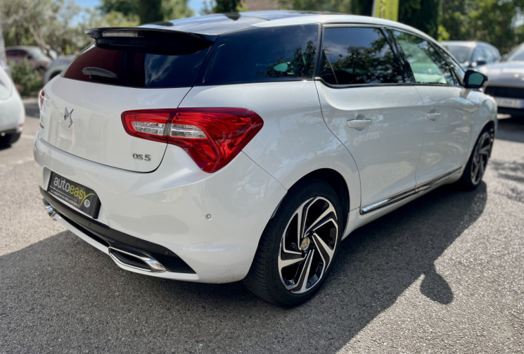 DS DS5 2.0 Hybrid HDI 200cv 4x4 ETG6 Édition limitée « 60 Citroen 1955 »