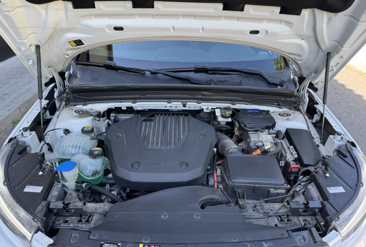 Volvo XC40 R-Design T5 Recharge 180 + 82ch DCT7 / Camera 360° / Carplay / Entretien complet