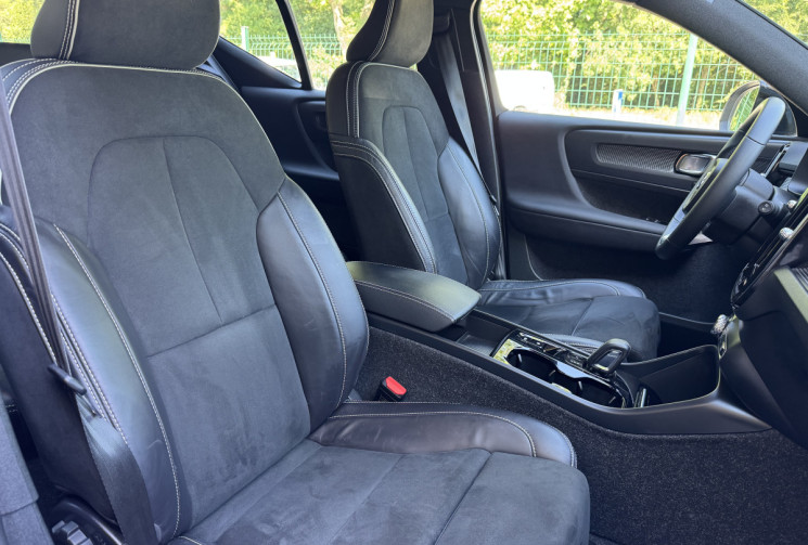 Volvo XC40 R-Design T5 Recharge 180 + 82ch DCT7 / Camera 360° / Carplay / Entretien complet