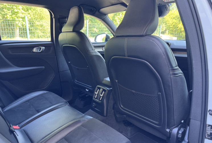 Volvo XC40 R-Design T5 Recharge 180 + 82ch DCT7 / Camera 360° / Carplay / Entretien complet