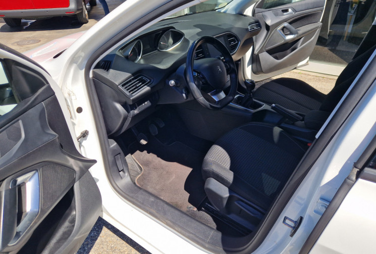 Peugeot 308 1.5 BLUE HDI Phase 2 102 cv