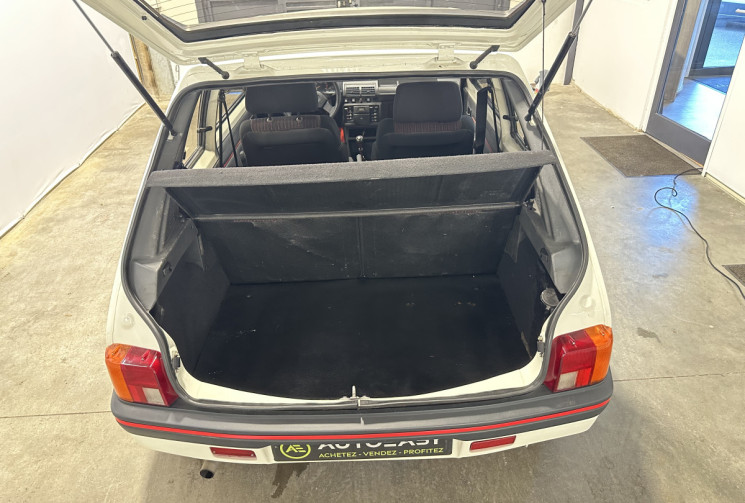 Peugeot 205 GTI 1.6 105 ch BVM5 ENTIEREMENT RESTAUREE
