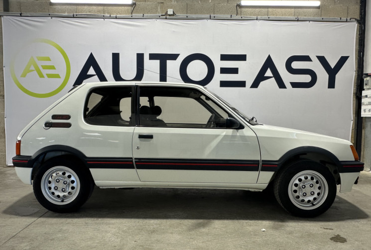 Peugeot 205 GTI 1.6 105 ch BVM5 ENTIEREMENT RESTAUREE