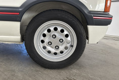 Peugeot 205 GTI 1.6 105 ch BVM5 ENTIEREMENT RESTAUREE