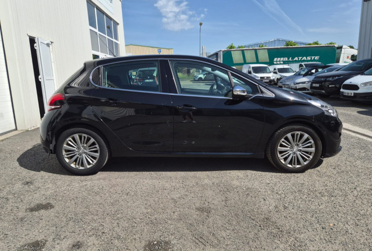 Peugeot 308 1L2 110CV * BOITE AUTOMATIQUE * NOUVELLE DISTRIBUTION * 
