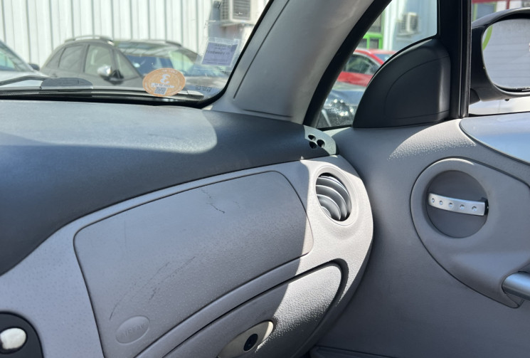 Citroën C3 Pluriel 110cv Boite Auto 1.6i Sensodrive * CLIMATISATION * Capote & Boite Auto OK 
