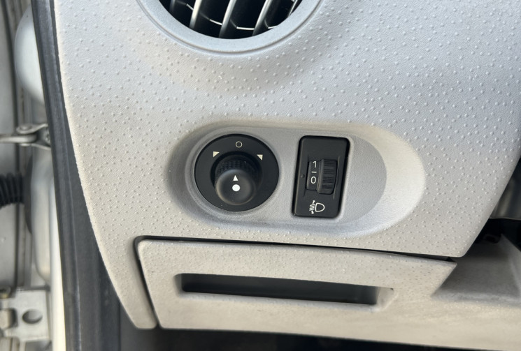 Citroën C3 Pluriel 110cv Boite Auto 1.6i Sensodrive * CLIMATISATION * Capote & Boite Auto OK 