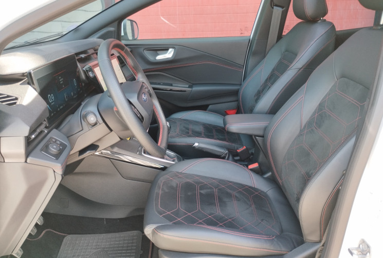 Ford Puma 1.0 EcoBoost 125 MHEV S&S ST-Line X BVM6 + Toit ouvrant / Hayon électrique 