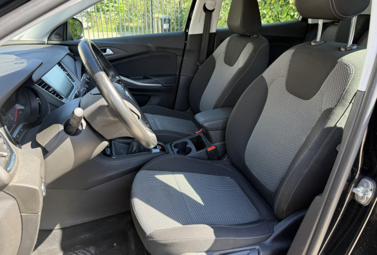 Opel Grandland X 1.5 D 130ch Elegance Business / 1 EREMAIN / FULL SUIVI OPEL / TVA RECUPERABLE