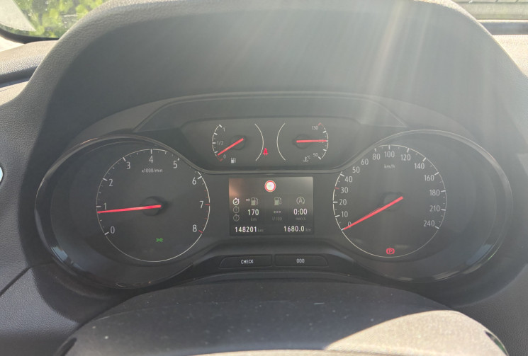Opel Grandland X 1.5 D 130ch Elegance Business / 1 EREMAIN / FULL SUIVI OPEL / TVA RECUPERABLE