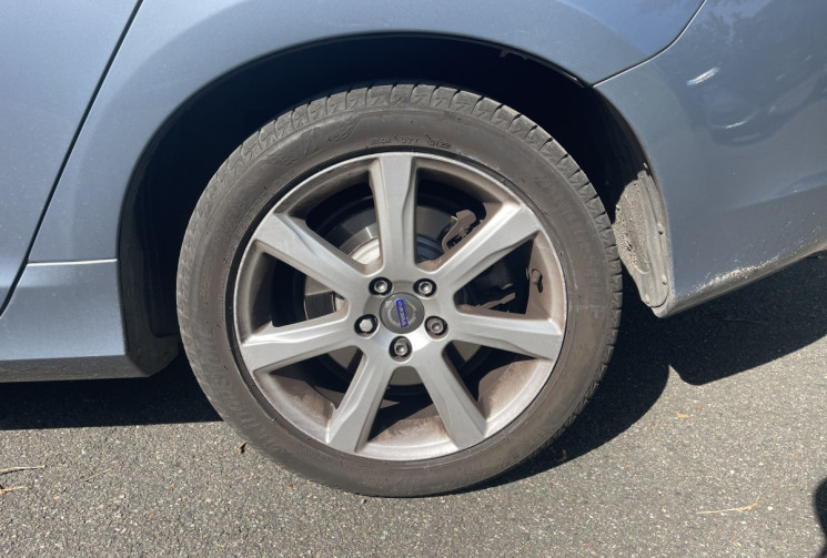 Volvo V60 1.5Ti MOMENTUM GEARTRONIC T3 152 / BOITE AUTO