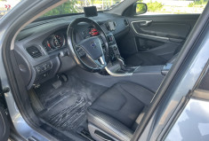 Volvo V60 1.5Ti MOMENTUM GEARTRONIC T3 152 / BOITE AUTO