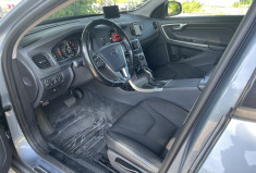 Volvo V60 1.5Ti MOMENTUM GEARTRONIC T3 152 / BOITE AUTO