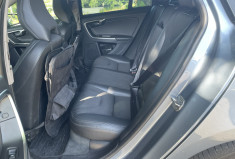 Volvo V60 1.5Ti MOMENTUM GEARTRONIC T3 152 / BOITE AUTO