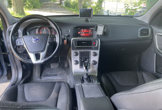 Volvo V60 1.5Ti MOMENTUM GEARTRONIC T3 152 / BOITE AUTO
