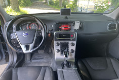 Volvo V60 1.5Ti MOMENTUM GEARTRONIC T3 152 / BOITE AUTO