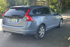 Volvo V60 1.5Ti MOMENTUM GEARTRONIC T3 152 / BOITE AUTO