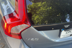 Volvo V60 1.5Ti MOMENTUM GEARTRONIC T3 152 / BOITE AUTO