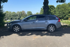 Volvo V60 1.5Ti MOMENTUM GEARTRONIC T3 152 / BOITE AUTO