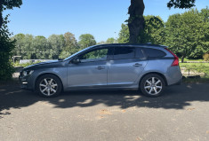 Volvo V60 1.5Ti MOMENTUM GEARTRONIC T3 152 / BOITE AUTO