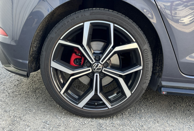 Volkswagen Polo VI GTI 2.0 TSI 207 cv DSG7 * Alcantara * Garantie VW 06/2028 * Etat Neuf * Phase 2